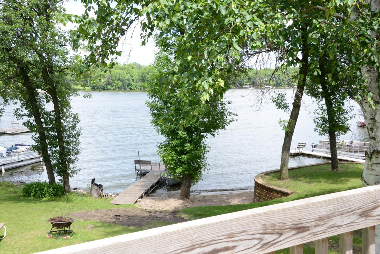 Riverside Resort Richmond Ngoại thất bức ảnh